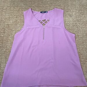 Cure. Women’s Sleeveless Top Size (2XL)